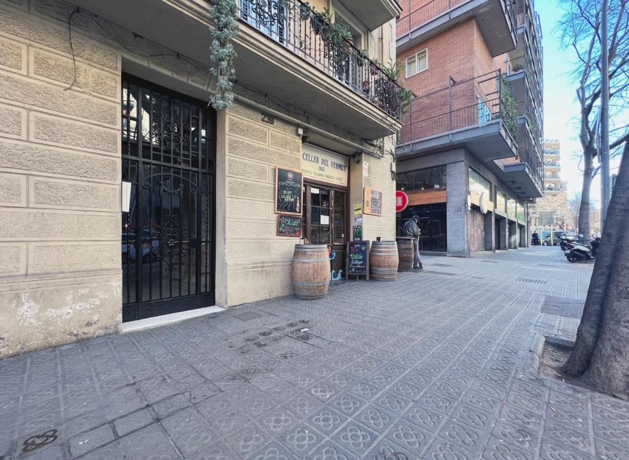 Stay U-Nique Apartments Lepant Barcelona Luaran gambar